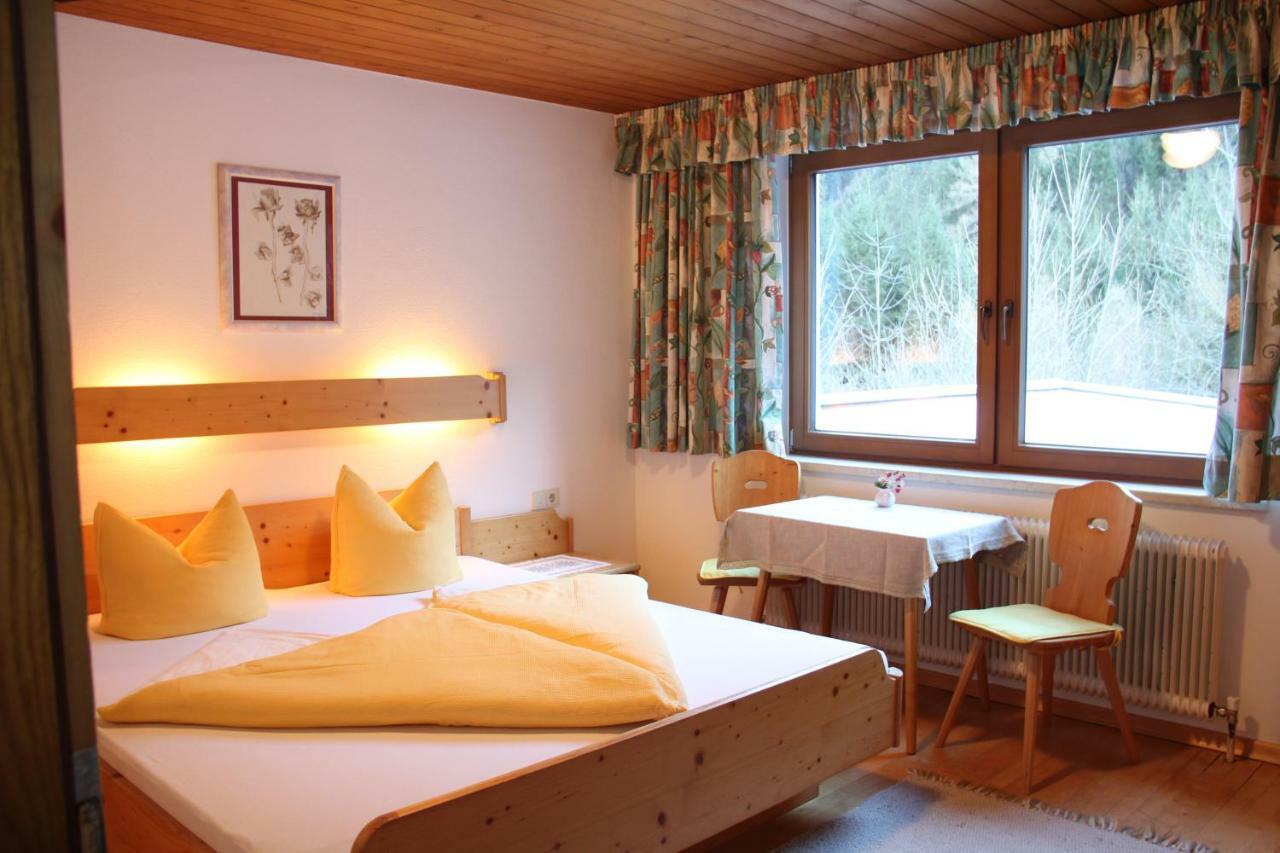 Pension Schwemberger Ohne Fruehstueck Mayrhofen Ngoại thất bức ảnh