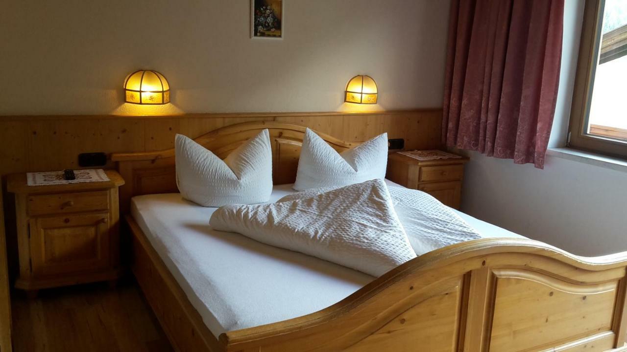 Pension Schwemberger Ohne Fruehstueck Mayrhofen Ngoại thất bức ảnh